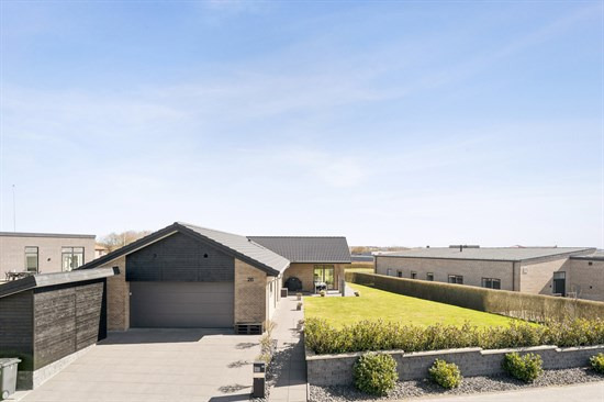 Netop kommet til salg: Skovbærvej 26 en af Rødkærsbros dyreste adresser