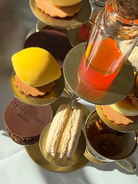 Ny Hattenæs afslutter forårssæson med vellykket afternoon tea event