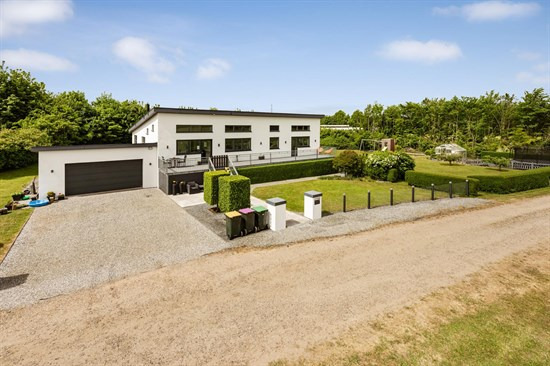 Holmevej 3 og 6 andre boliger er kommet til salg denne uge i Tønder - se boligerne her.