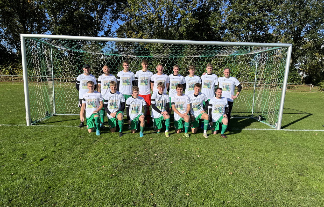 Æret være Niels Emil: Højslev sejrer og ærer afdød holdkammerat