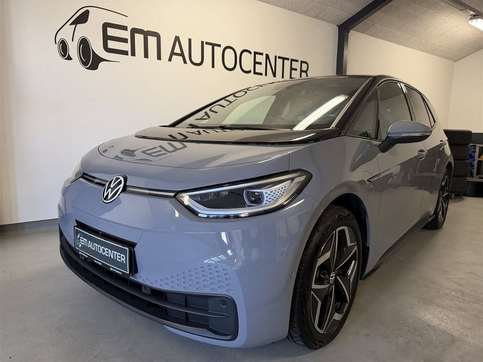 EM AUTOCENTER ApS har flere end 10 biler klar til hurtig levering