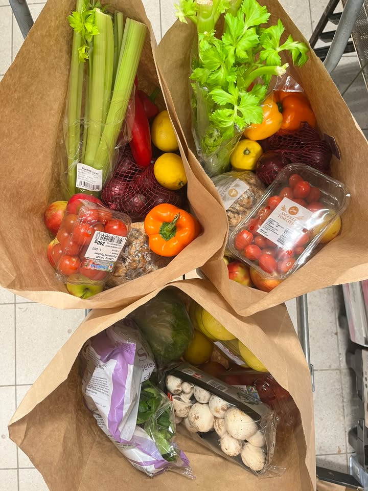 Min Købmand i Asp tilbyder frugt og grønt poser for at bekæmpe madspild