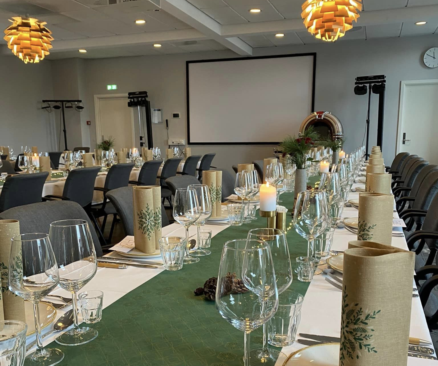 Hold møde, julefrokost eller konference hos Scandic Regina - i hjertet af Herning❤