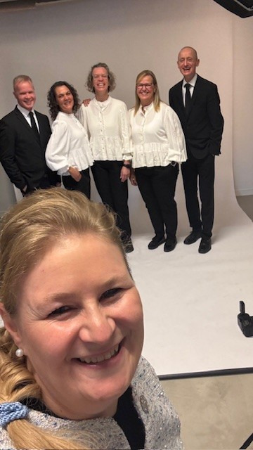 Hornsleth's Eftf. Begravelsesforretningen præsenterer nye billeder på hjemmesiden og i annoncer