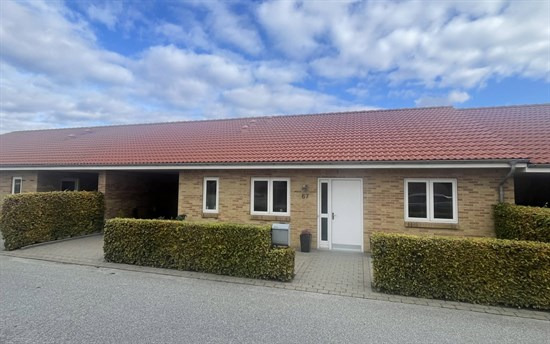 Kirkebakken 3 er til salg for kun 2.098.000 kr.: Se de billigste boliger til salg i Beder her