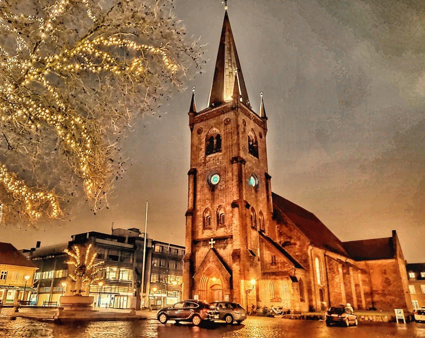 Strik og hygge i Sankt Nicolai Kirke