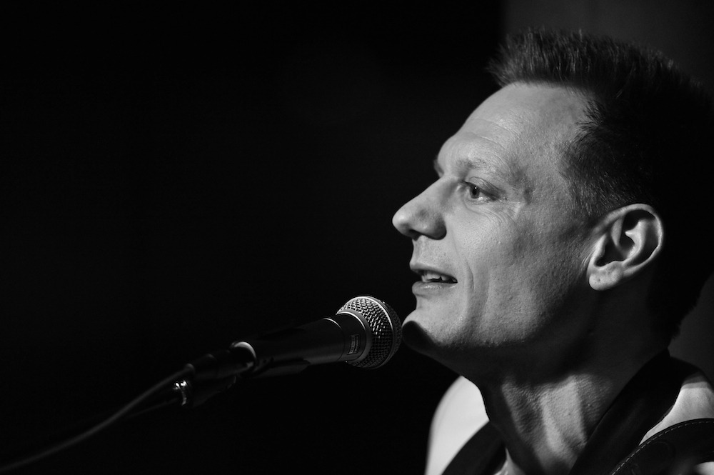 Koncert med Tobias Trier på Fikumdik Kaffe