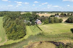 Top 6 over dyreste boliger til salg i Fårvang. Priser op til 3.995.000 kr