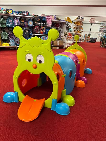 KiDS Coolshop tilbyder kun 1 stk. til 900 kr.