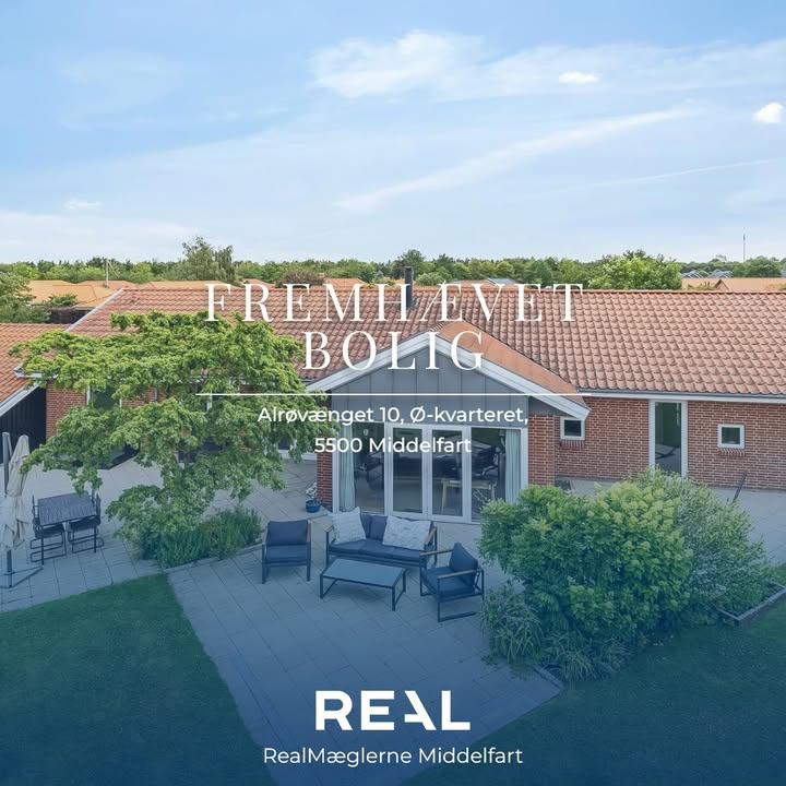 Sublimt beliggende kvalitetsvilla til salg i Middelfart