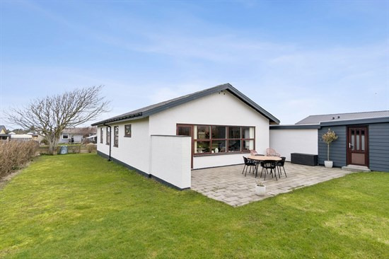 Elmevænget 22 og 1 anden boliger er kommet til salg denne uge i Hanstholm - se boligerne her.