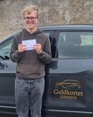 Marcus har fået kørekort og kan nu køre hjem til Hjørring