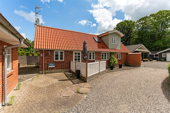 Tåstrupvej 42 er til salg for kun 448.000 kr.: Se de billigste boliger til salg i Hadsten her