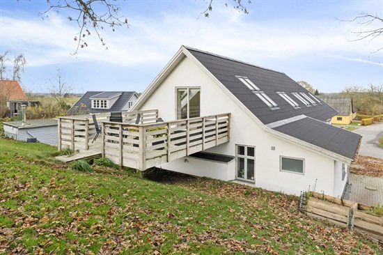 Christian X's Vej 252 er til salg for kun 1.495.000 kr.: Se de billigste boliger til salg i Tranbjerg J her