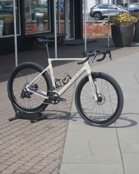 Bike-pit tilbyder test af Scott Addict Gravel 20 i forskellige størrelser