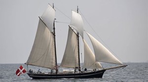 Historiske sejlskibe tilbyder unik sejltur for kræftpatienter