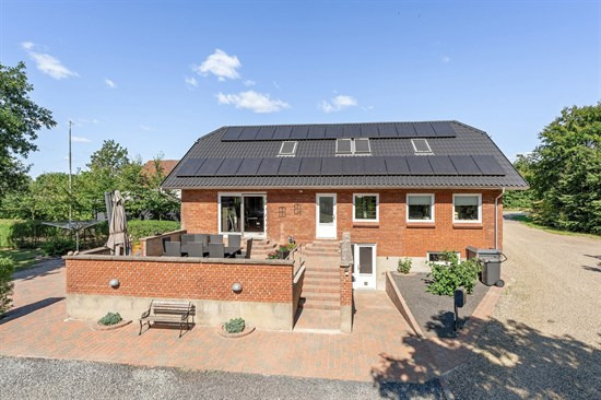 Top 6 over dyreste boliger til salg i Bording. Priser op til 4.550.000 kr