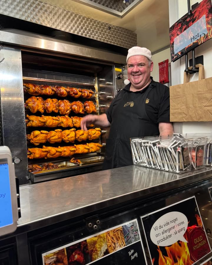 Meny Klarup byder på guldkylling og lækre specialiteter i morgen
