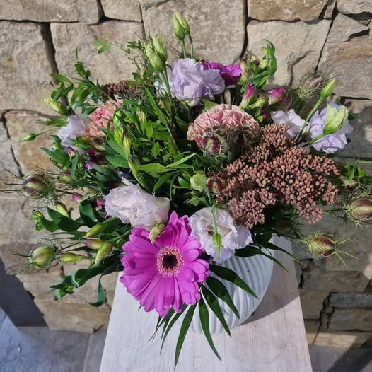 Fynbogården Blomster ApS tilbyder kundetilpassede buketter