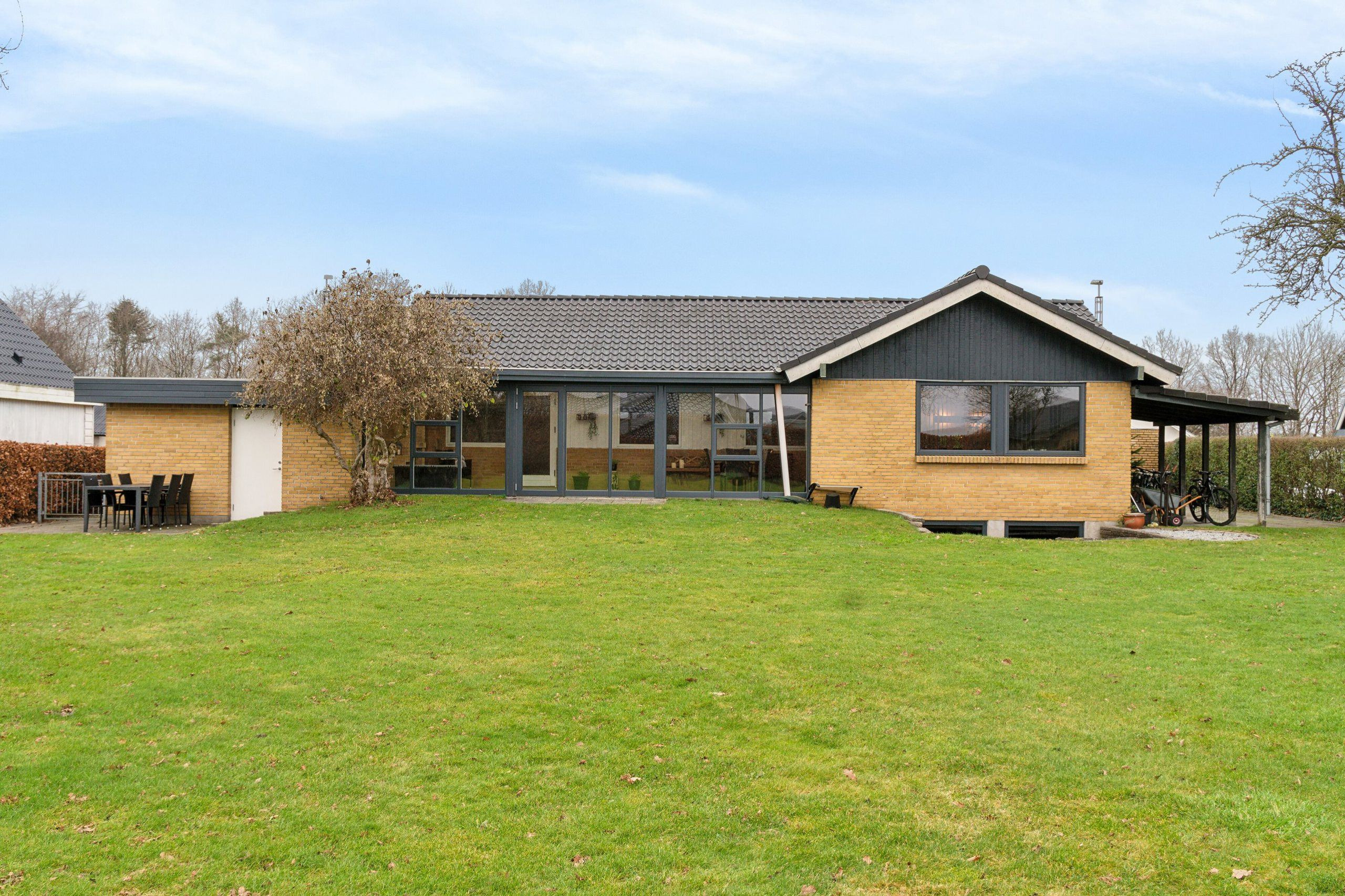 Drømmer du om luksus? For 1,5  mio. kroner er Solsikkevej 10 kommet til salg - Se den og de dyreste boliger til salg her