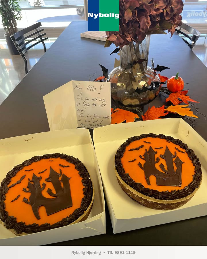 Nybolig Hjørring v/Morten Hove fejrer vellykket handel med (u)hyggelig kage fra glade kunder