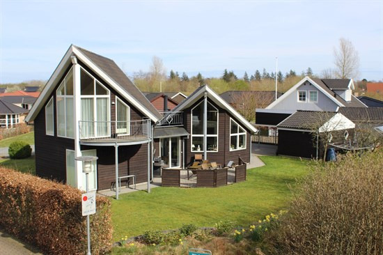 Top 6 over dyreste boliger til salg i Oksbøl. Priser op til 2.948.000 kr