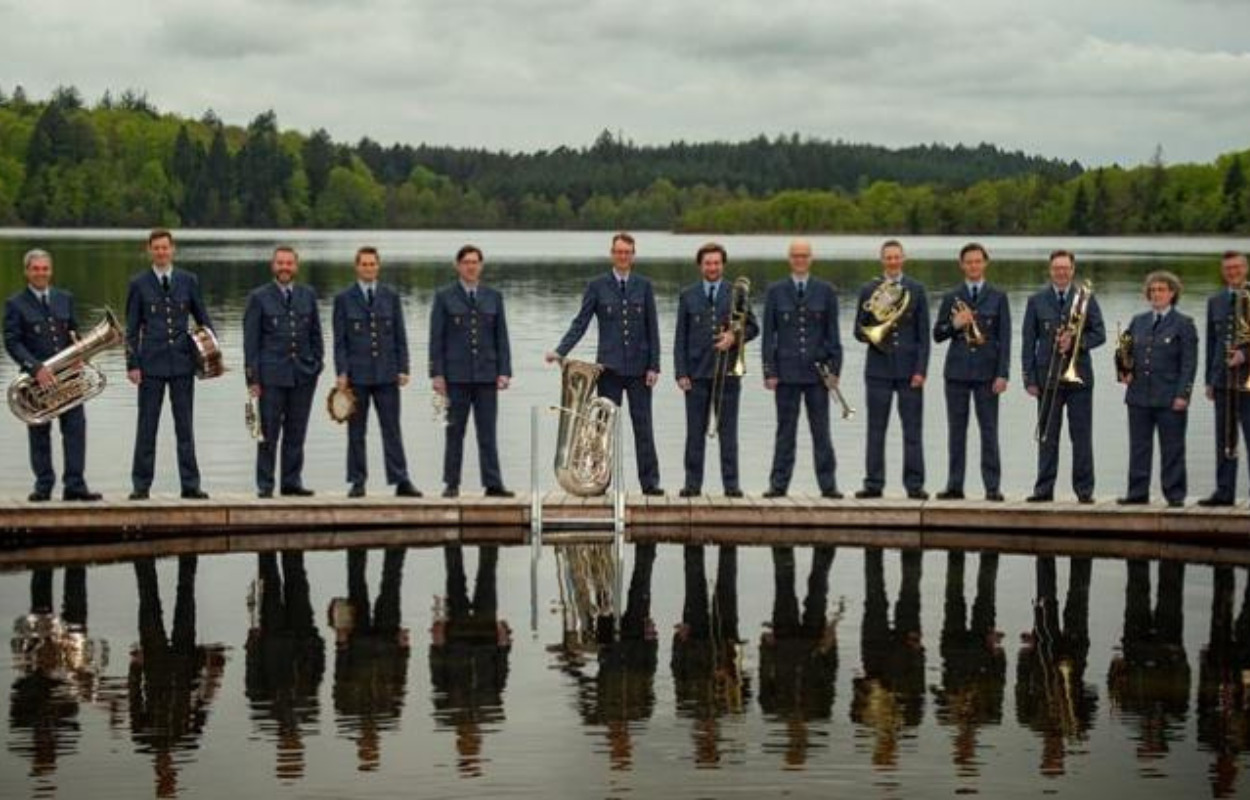 Kom med til gratis koncert med Prinsens Musikkorps foran Skive Bibliotek