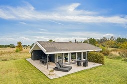 Rødkælkvej 2 og 4 andre boliger er kommet til salg denne uge i Bindslev - se boligerne her.
