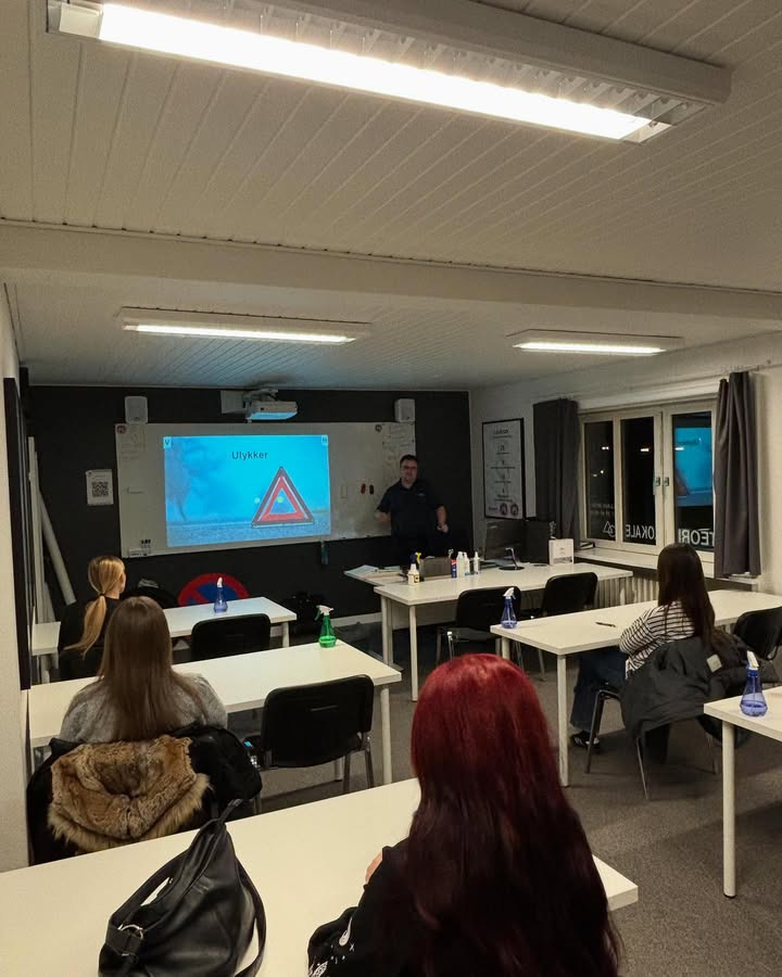 Bech's Køreskole åbner for tilmelding til maj holdet og kommende holdstarter