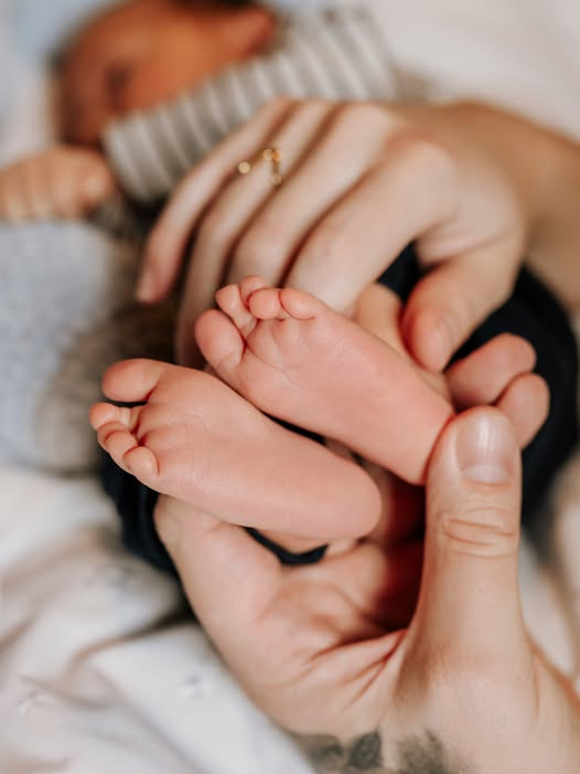 Magic Moments by Vivi Bartho tilbyder nyfødtfotografering hjemme hos jer