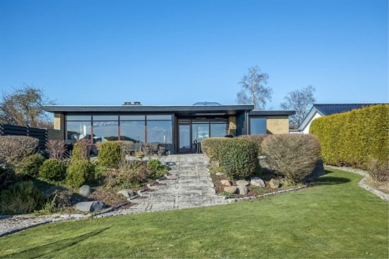 Top 6 over dyreste boliger til salg i Vordingborg. Priser op til 9.895.000 kr