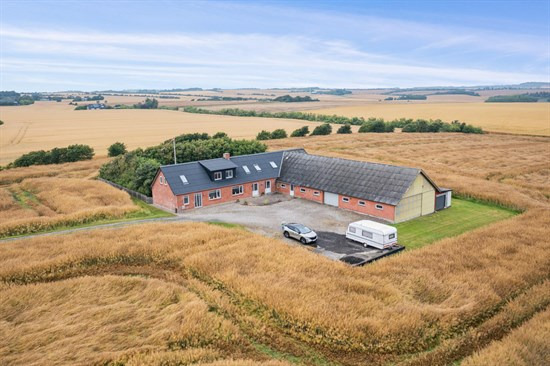 Top 6 over dyreste boliger til salg i Hurup. Priser op til 4.475.000 kr