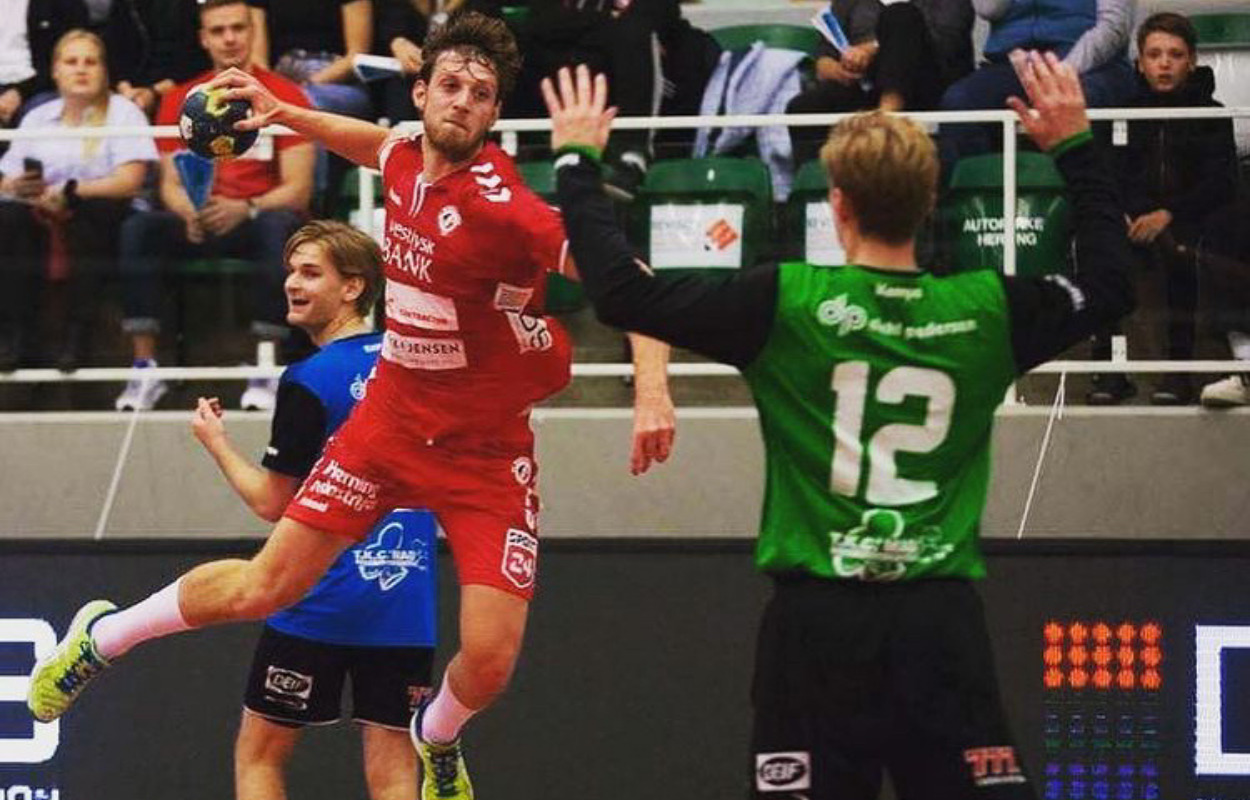 Mathias Rousku Petersen stopper i HCM