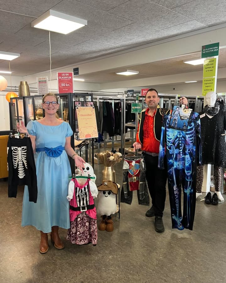 2HandStore, Modeloppen tilbyder masser af Halloween-outfits til gode priser