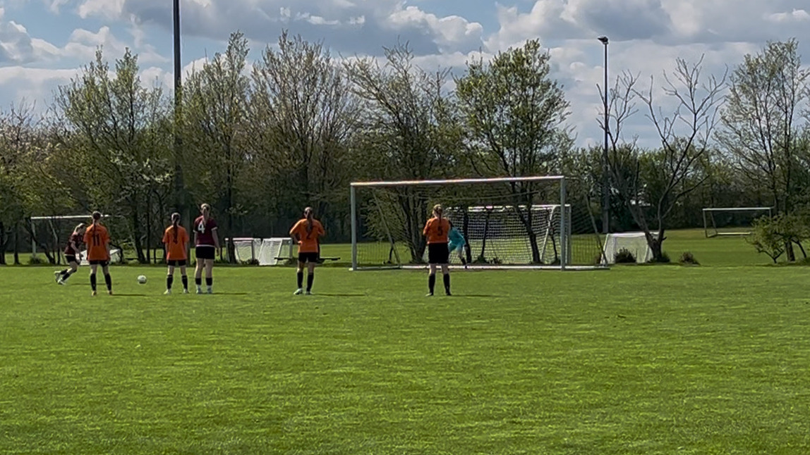 Fyrkat Q U15 dominerer men falder til FC Silkeborgs effektivitet i målrig kamp