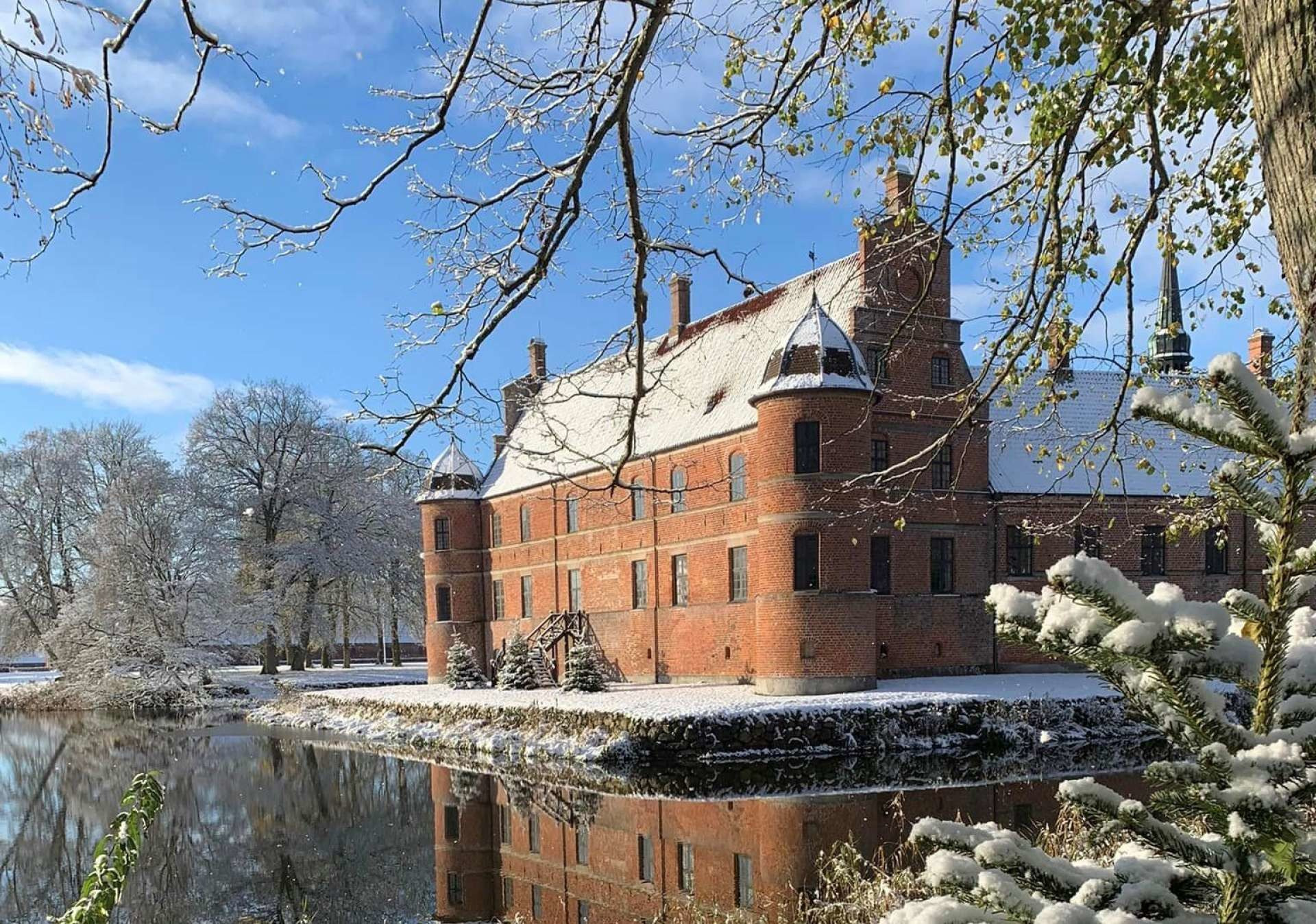 Oplev Rosenholm Slot som aldrig før: Eksklusiv rundvisning