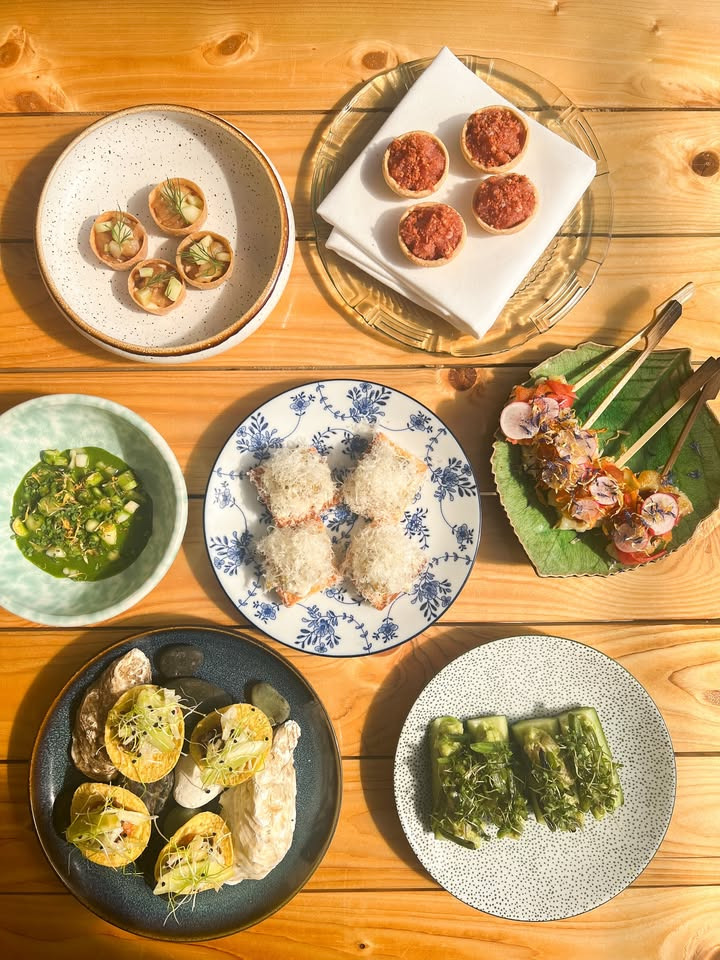 Oplev Restaurant Sæsons gastronomiske maj-menu med fire retter til 395,-