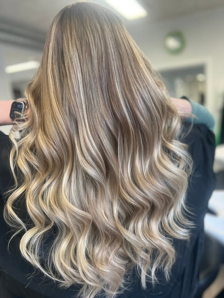 KARMA Frisør & Skønhedsklinik fremhæver balayage for et naturligt look