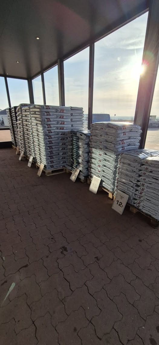 Rema 1000 Slots Bjergby er klar til foråret med nyt blomstermarked