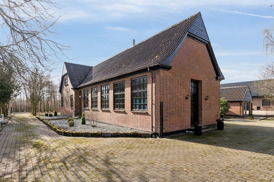 Top 6 over dyreste boliger til salg i Bording. Priser op til 4.550.000 kr