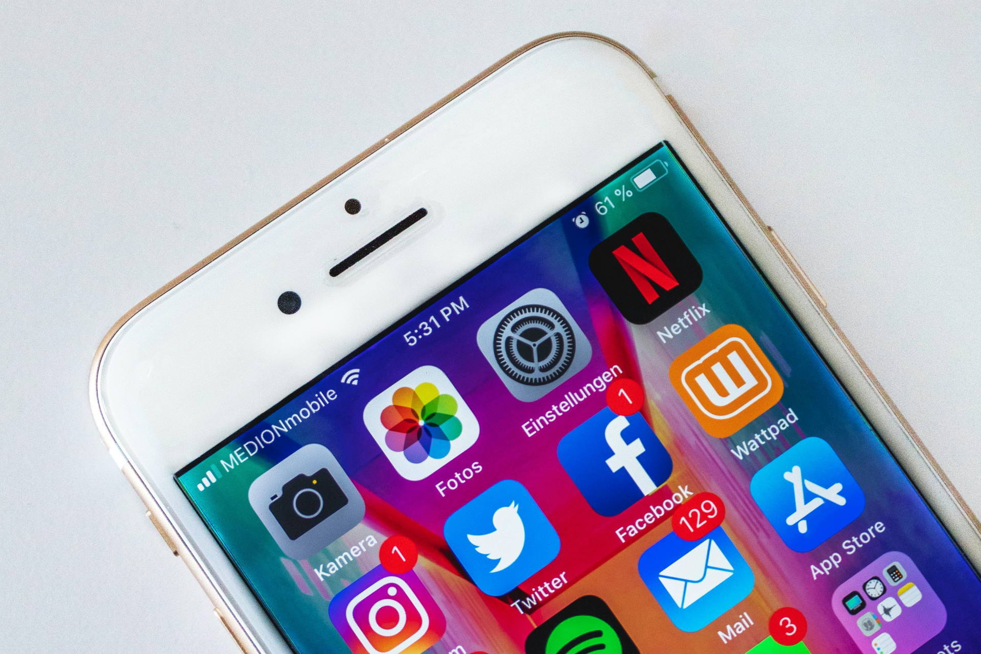 Nyt fra vores lokalomr&#xE5;de p&#xE5; sociale medier