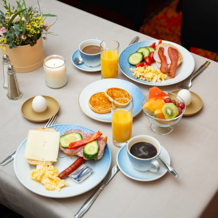 Palads Hotel Viborg tilbyder morgenmadsbuffet inkluderet i direkte booking