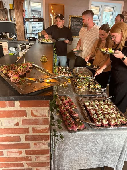 Resturant Holger holder smørrebrødsaften med all you can eat den 7/10-2026