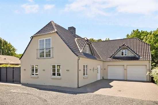 Drømmer du om luksus? For 1.795.000 kr er Flensborglandevej 14 kommet til salg - Se den og de dyreste boliger til salg her