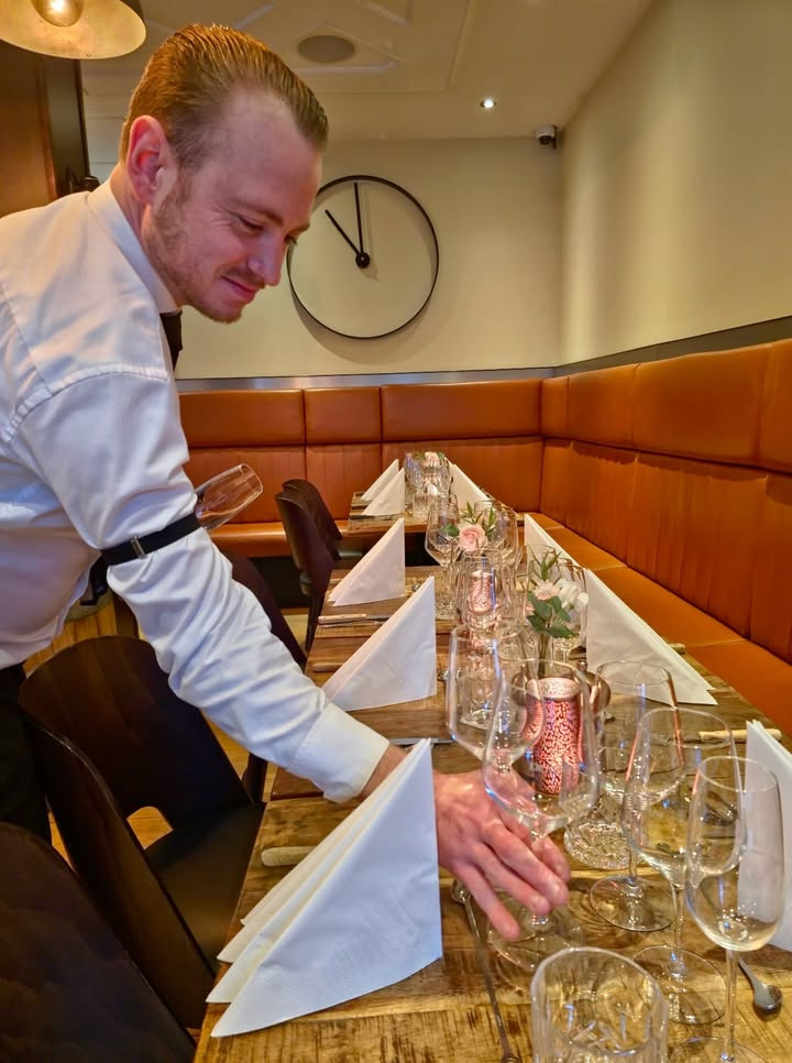 Café Tidslös klar til første Dining Week aften med få ledige borde tilbage