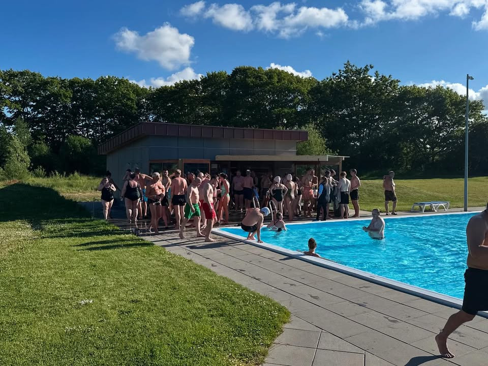 Herning Svømmehal takker for stor opbakning til gusarrangement