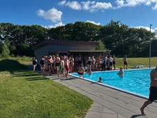Herning Svømmehal takker for stor opbakning til gusarrangement