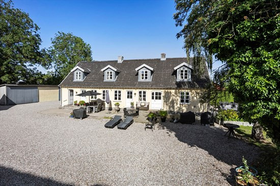 Top 6 over dyreste boliger til salg i Tølløse. Priser op til 9.950.000 kr