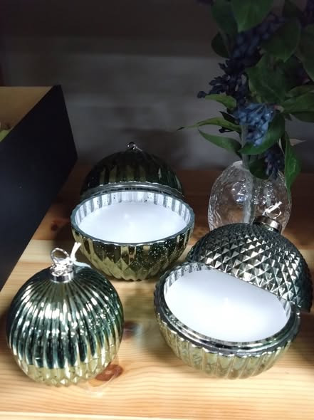 Flügger Farver Korsør: Spar 20% på flotte kugler med lys – kun i dag 2. december!