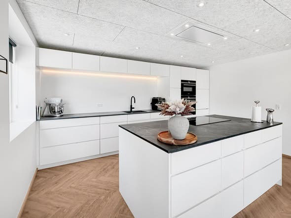 Mæglerhuset har ny pris på totalrenoveret familievilla i Brovst